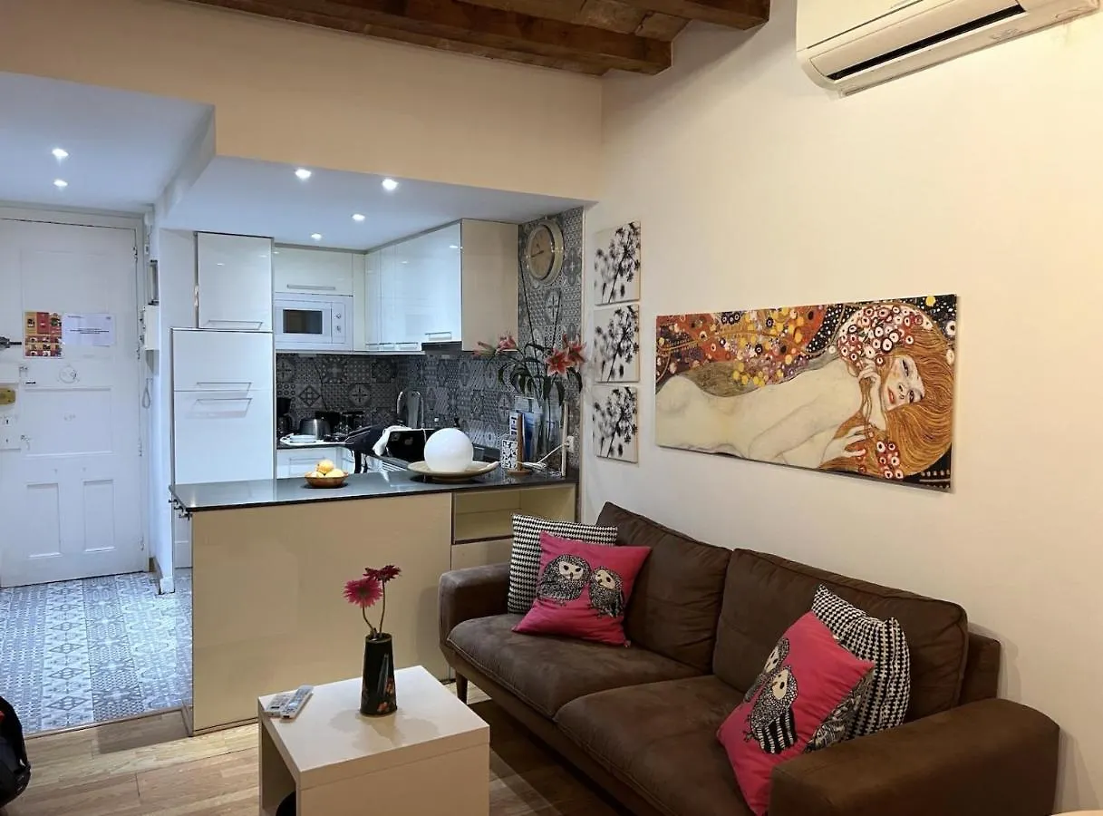 14 Blasco De Garay Apartment