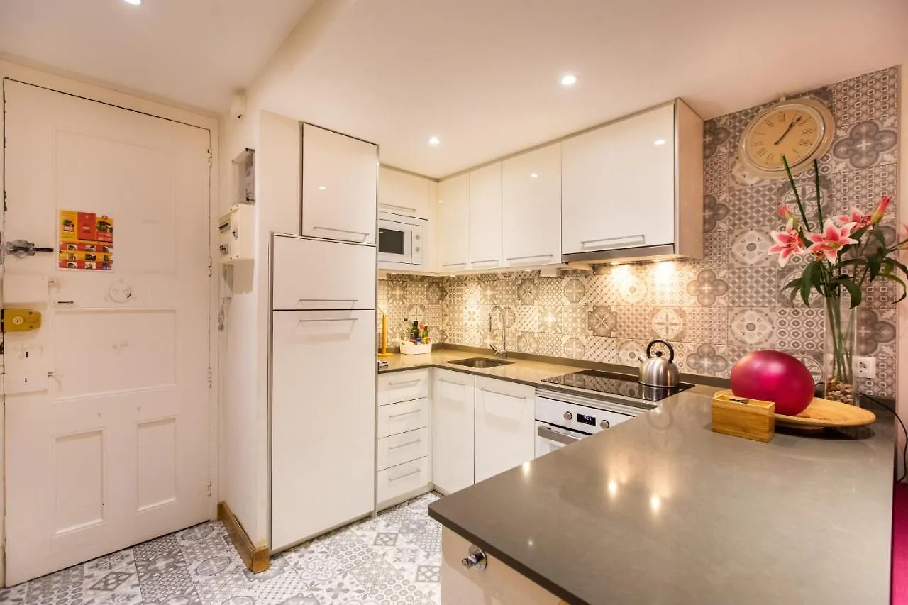 14 Blasco De Garay Apartment