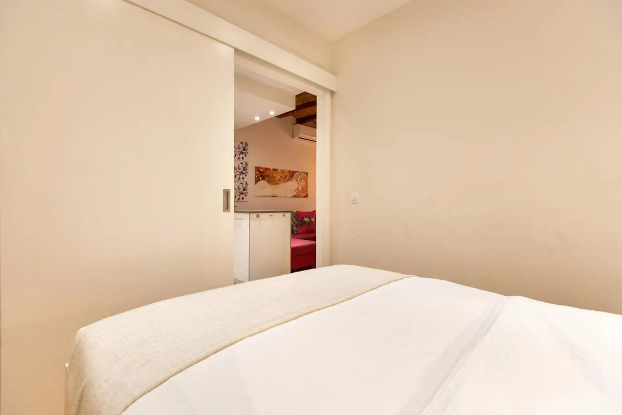 14 Blasco De Garay Apartment Barcelona
