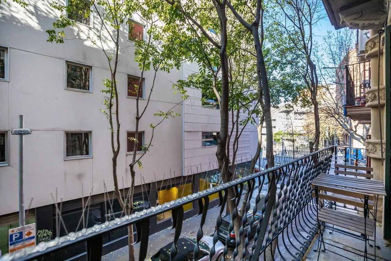 Blasco de Garay Apartment - Poble Sec Barcelona